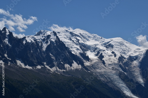 Fototapeta Naklejka Na Ścianę i Meble -  Montagne paysage Savoie