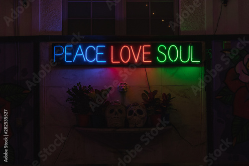 Peace love soul sign