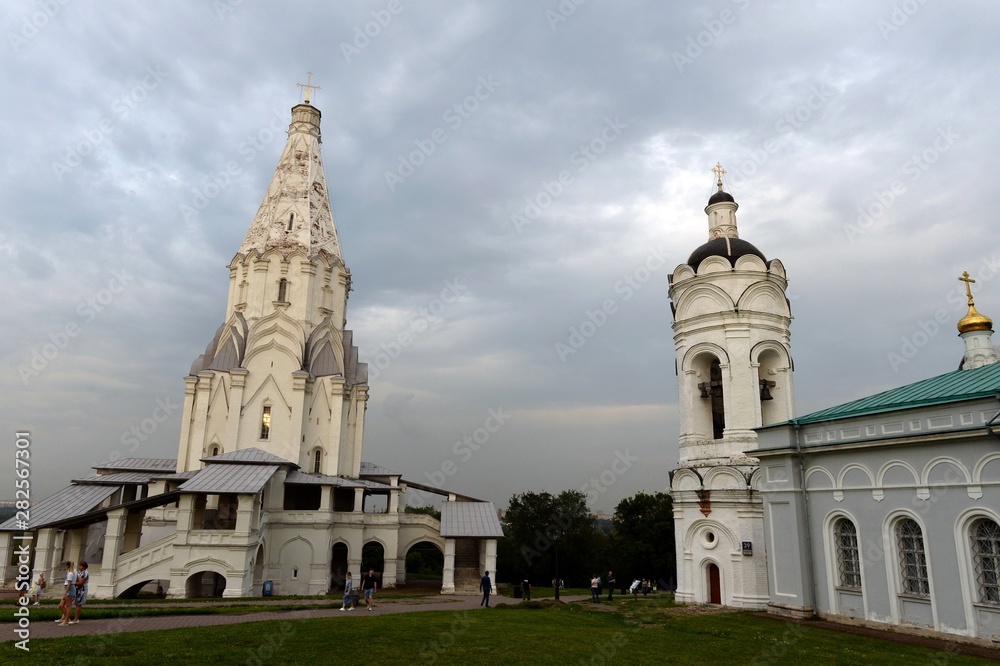 Church of the ascension and the bell tower of the Church of St. George in the Moscow estate Kolomenskoye.