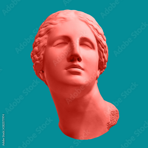 Fototapeta Plakat artystyczny z antycznym posągiem popiersia Wenus z zamkniętymi oczami. Kolaż sztuki współczesnej.