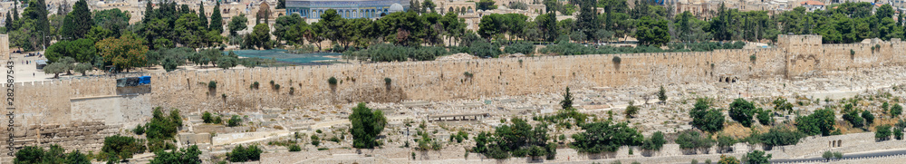 Very large panoramic view of Jerusalem's Old town Walls and old cemetery