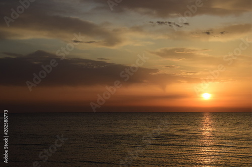 Sonnenaufgang am Meer © Zeitgugga6897