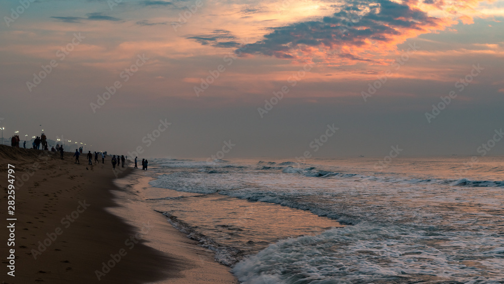 Obraz premium Sunrise at Puri beach.
