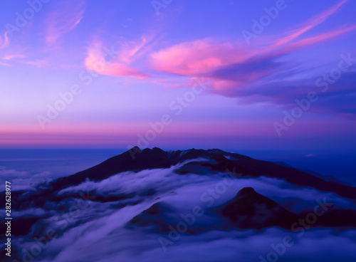 sunset on the mountains © Hiromitsu Kato
