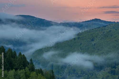 Beskid Sądecki - Karpaty Góry © BARONPHOTOGRAPHY.EU