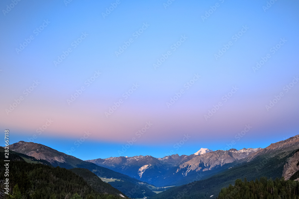 Mountain landscape. beautiful sunset in the alps