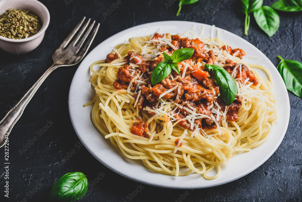 Spaghetti with bolognese sauce and parmesan cheese Spaghetti with bolognese sauce and parmesan cheese