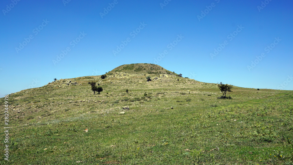Obraz premium Located in the hills of ancient history Kerkenes turkey yozgat, remote Kerkenes hill,