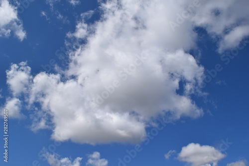 雲と青空 背景素材