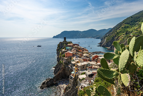 Fototapeta Naklejka Na Ścianę i Meble -  Aerial view of the ancient village of Vernazza. Cinque Terre, National park in Liguria, La Spezia province, Italy, Europe. UNESCO world heritage site