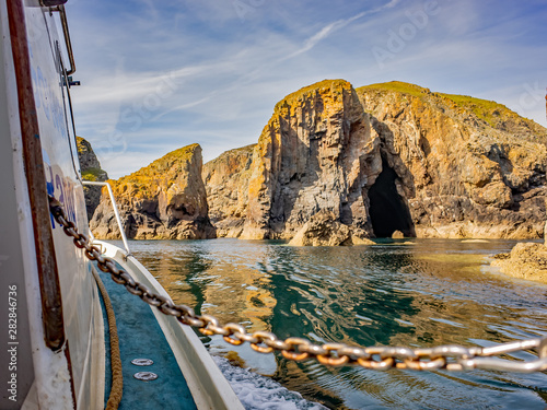 Fotografía On board a boat on a nature watching excursion around Ramsey Island, South Wales
