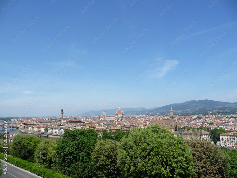 ミケランジェロ広場から見たフィレンツェ市街(イタリア)