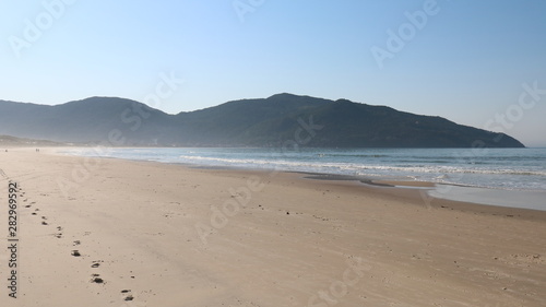 beach and sea © Adriano