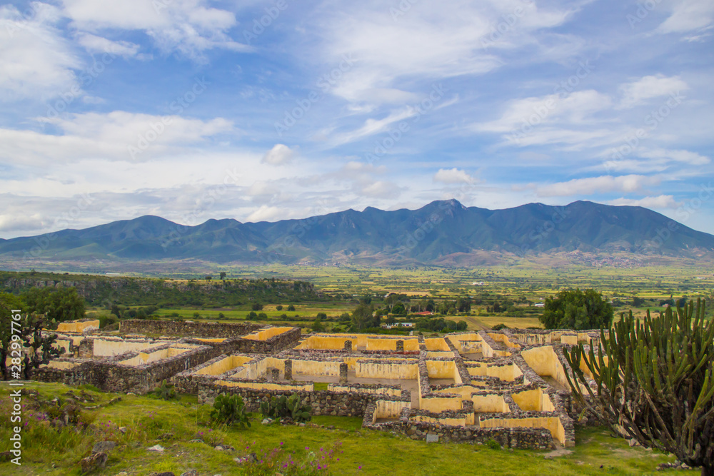 Zona arqueológica de Yagul en Oaxaca México