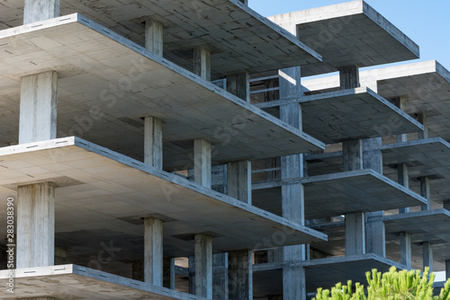 Structure in reinforced concrete building