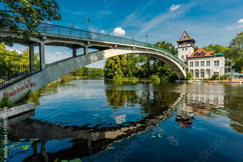 Insel Berlin oder Insel der Jugend