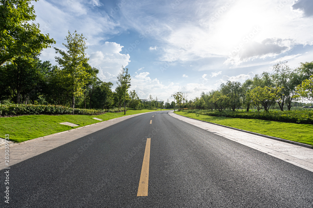 Fototapeta premium road in park