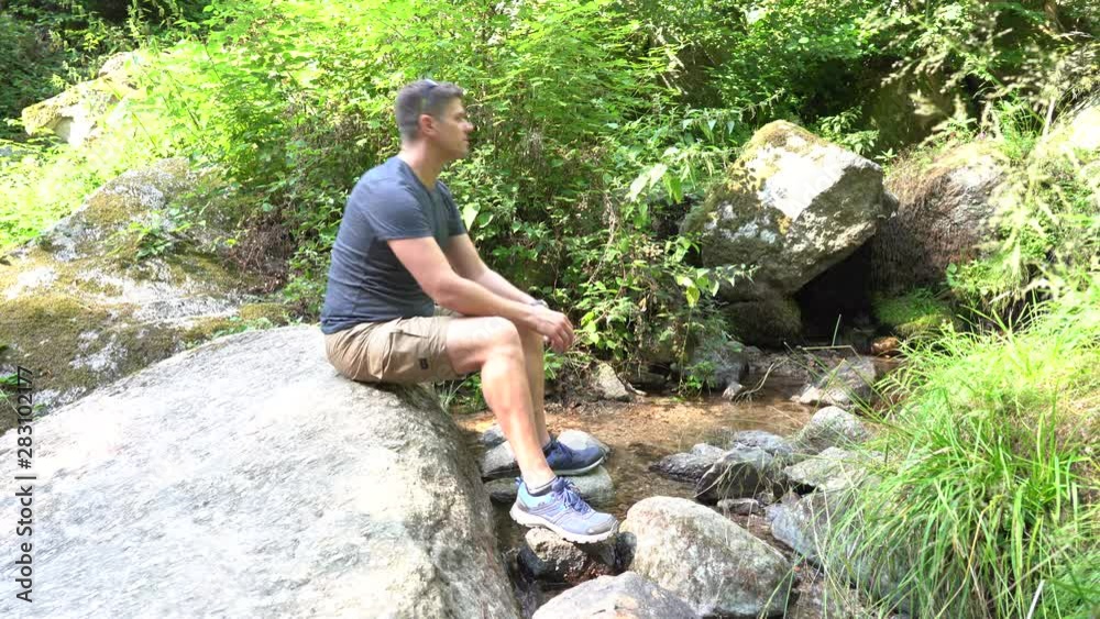 Pause beim Wandern Pause beim Wandern