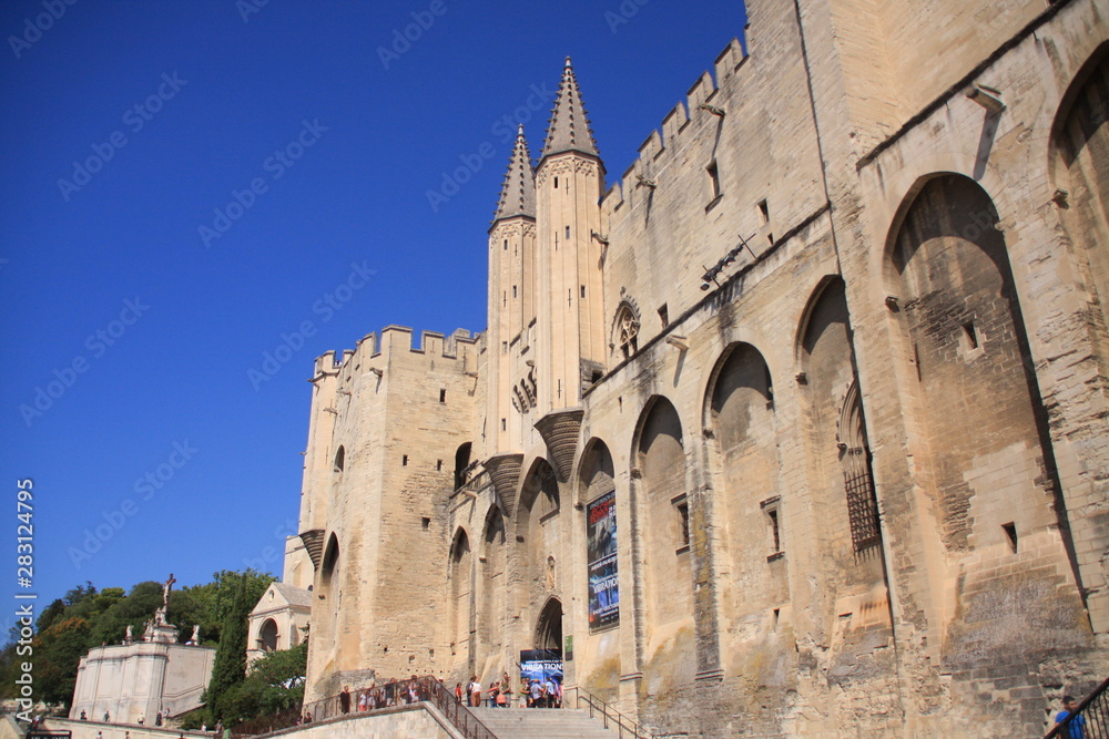 le palais des papes à Avignon