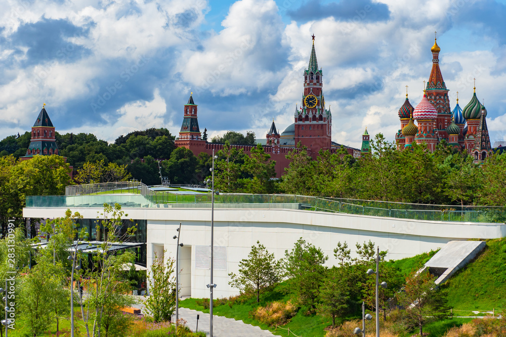 Obraz premium Zaryadye Park in Moscow.The Red Square. Cathedral Basil's Cathedral in Moscow. Cities of Russian Federation. Zaryadye on a summer day. Panorama the Kremlin. Spassky tower. Russia in the summer
