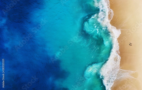 Fototapeta Naklejka Na Ścianę i Meble -  Panorama of a coast as a background from top view. Turquoise water background from top view. Summer seascape from air. Nusa Penida island, Indonesia. Travel - image