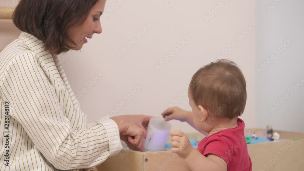 Infant development. Development of kids fine motor skills, imagination and logical thinking. Sensory playful exercises Infant development. Development of kids fine motor skills, imagination and logical thinking. Sensory playful exercises