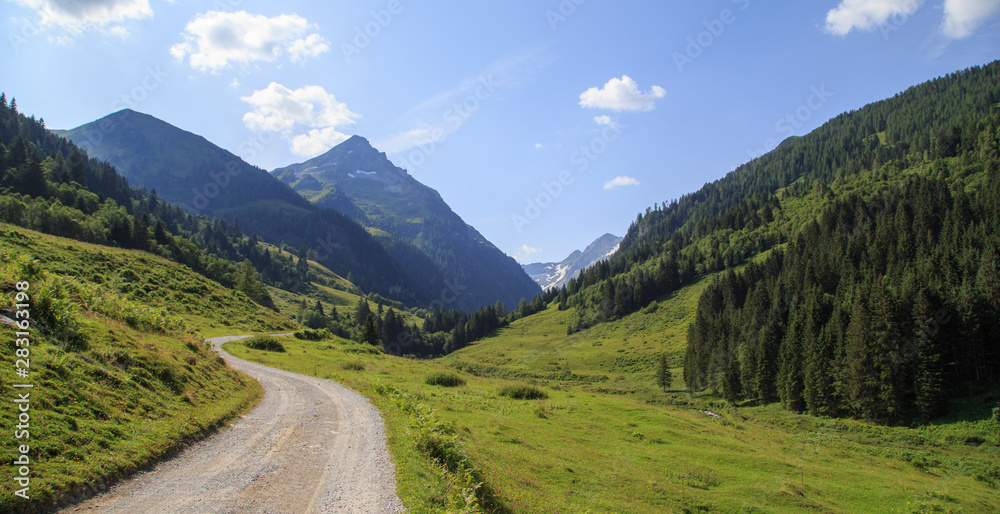 Naklejka premium Wimmertal, Austria beautiful valley in Gerlos