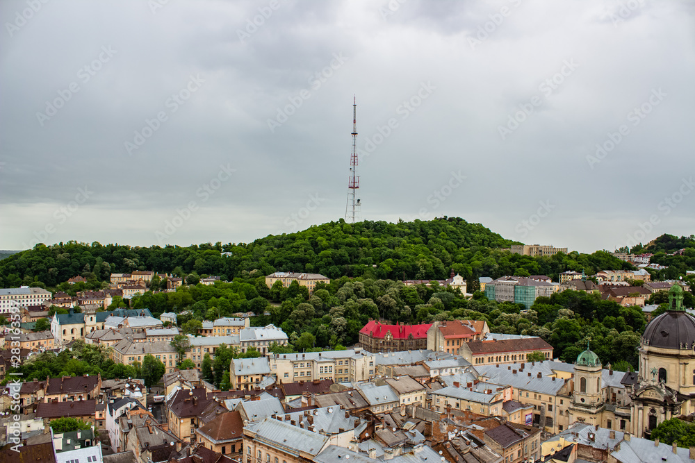 Obraz premium Architecture of Lviv. Lviv is the cultural center of Ukraine. Television and town hall in the center. Tourist attractions. .