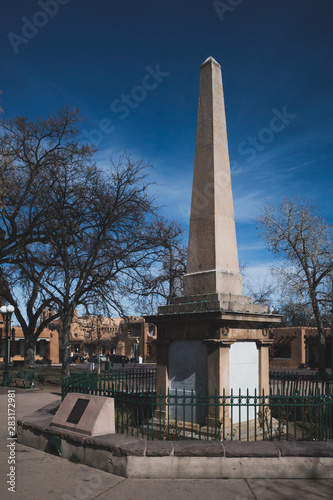 Obelisk in Santa Fe Plaza, Santa Fe, NM, USA © Mark Zhu