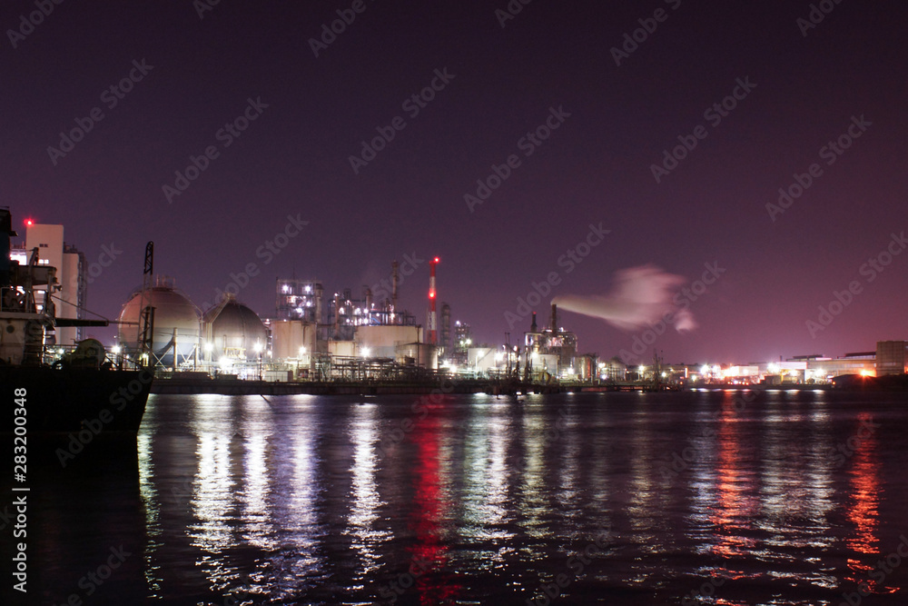 Kanagawa factory night view