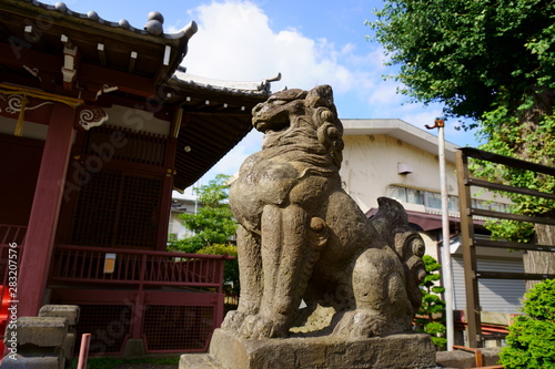 稲荷神社にある狛犬2