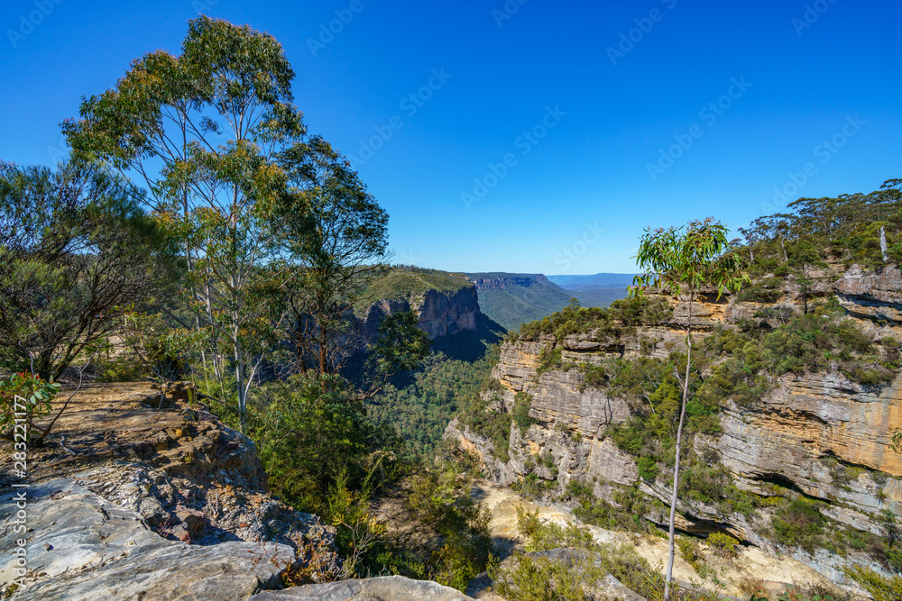 hiking to norths lookout, blue mountains national park, australia 10