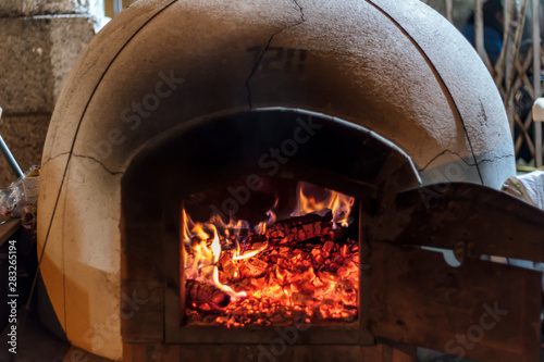 Wood-fired oven