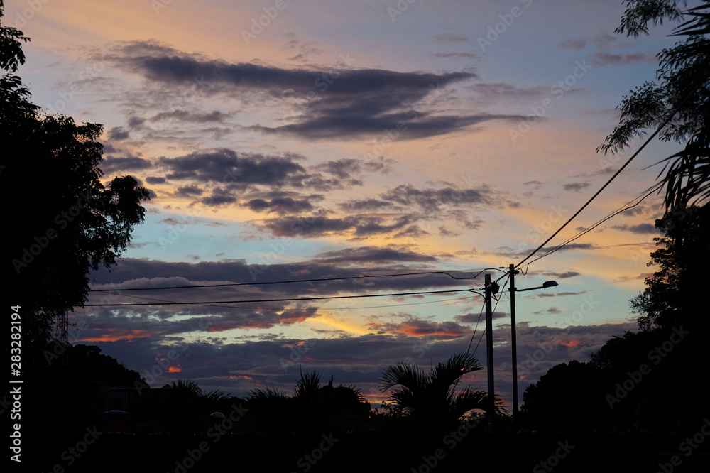 atardecer en la ciudad