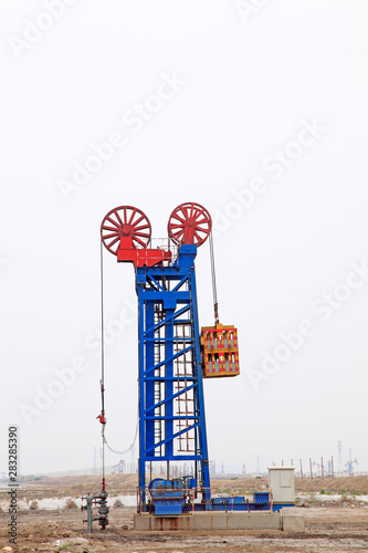 Jidong oilfield tower type pumping unit in china photo