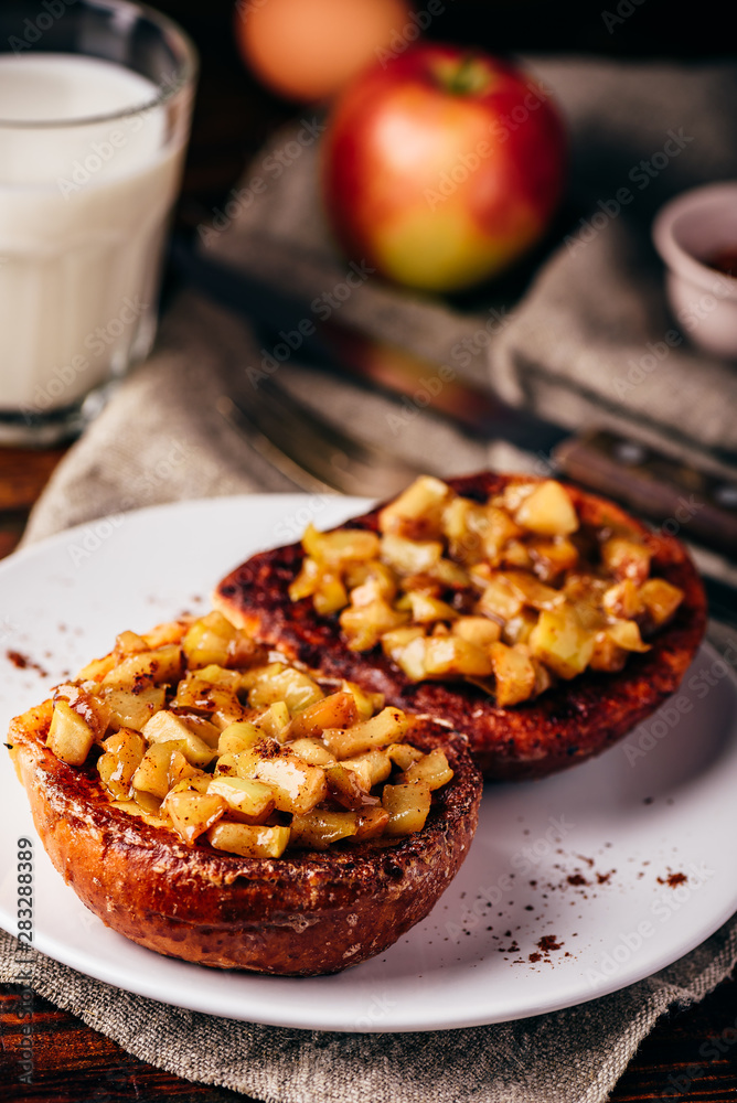 French toasts with caramelized apple French toasts with caramelized apple