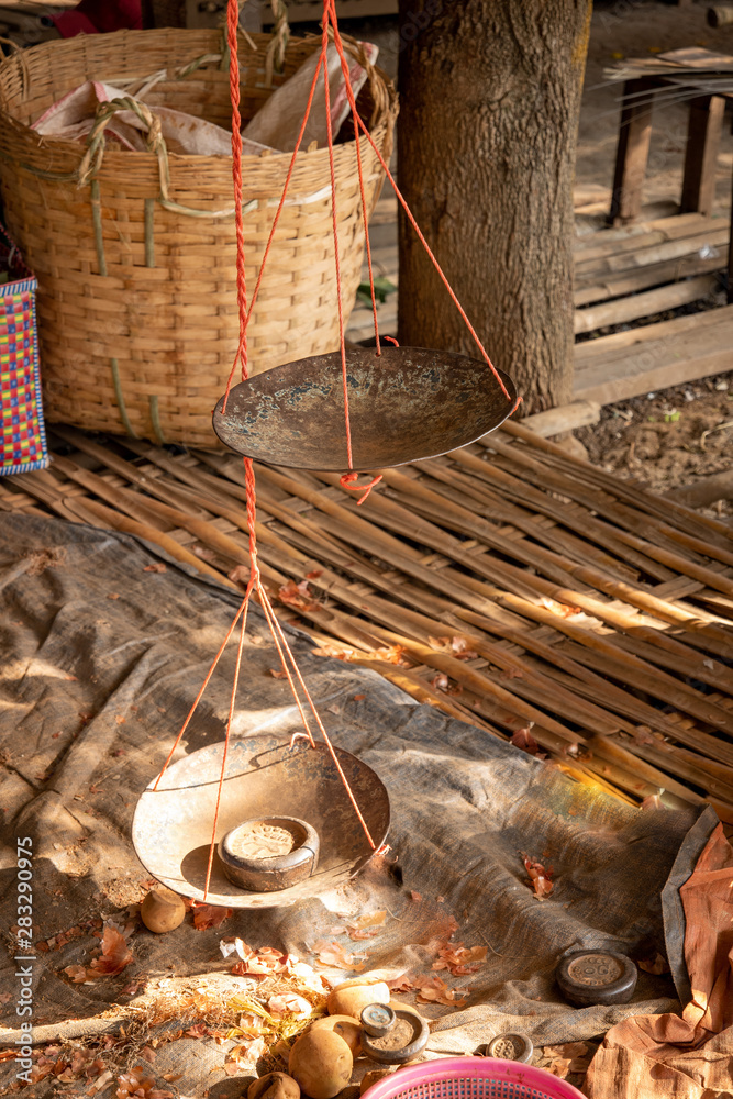 Obraz premium old rusty scales in a market