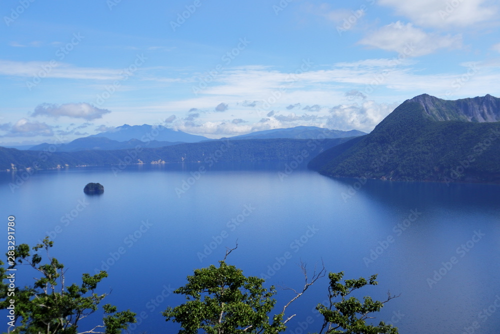 日本　北海道の摩周湖