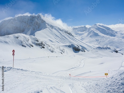 Ski alpin im weitläufigen Gebiet der Lechthaler Alpen, mit vielen gepflegten, langen und breiten Pisten