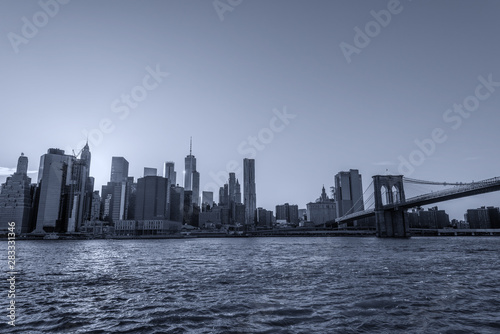 Manhattan Skyline and Brooklyn Bridge © dade72