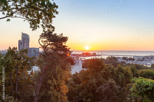 Obraz na płótnie Gdynia aerial view, sunrise over Baltc Sea w salonie