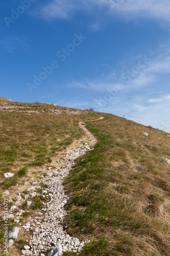 A path to the mountain Nanos