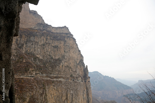 Kunshan Wall highway, Shanxi, Lingchuan, China photo