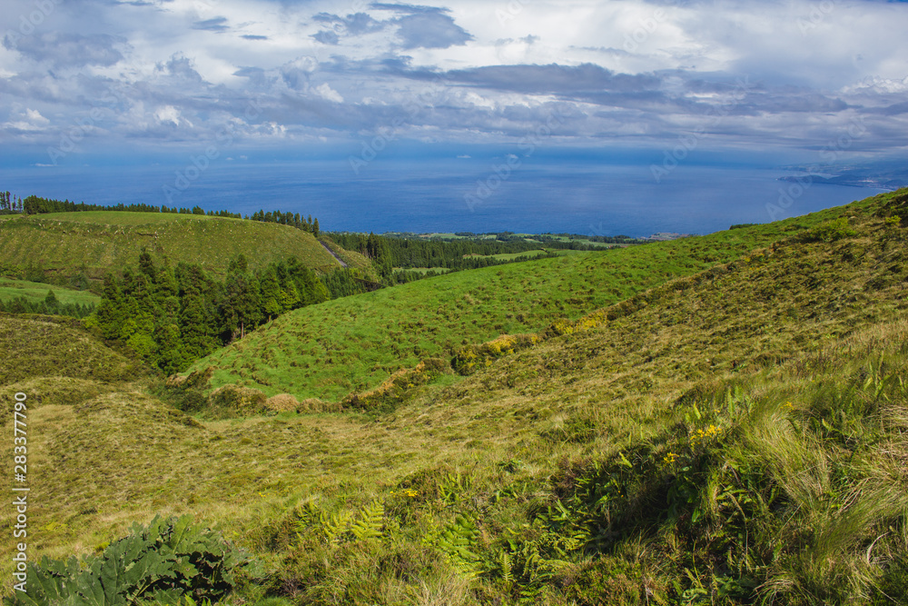Obraz premium view over the beautiful landscape of Serra Devassa, Sao Miguel Island, Azores, Portugal