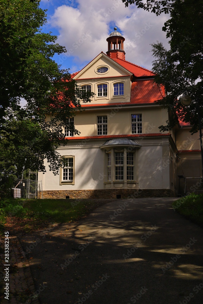 Fototapeta premium schloss hohenwendel - thermalbad-wiesenbad