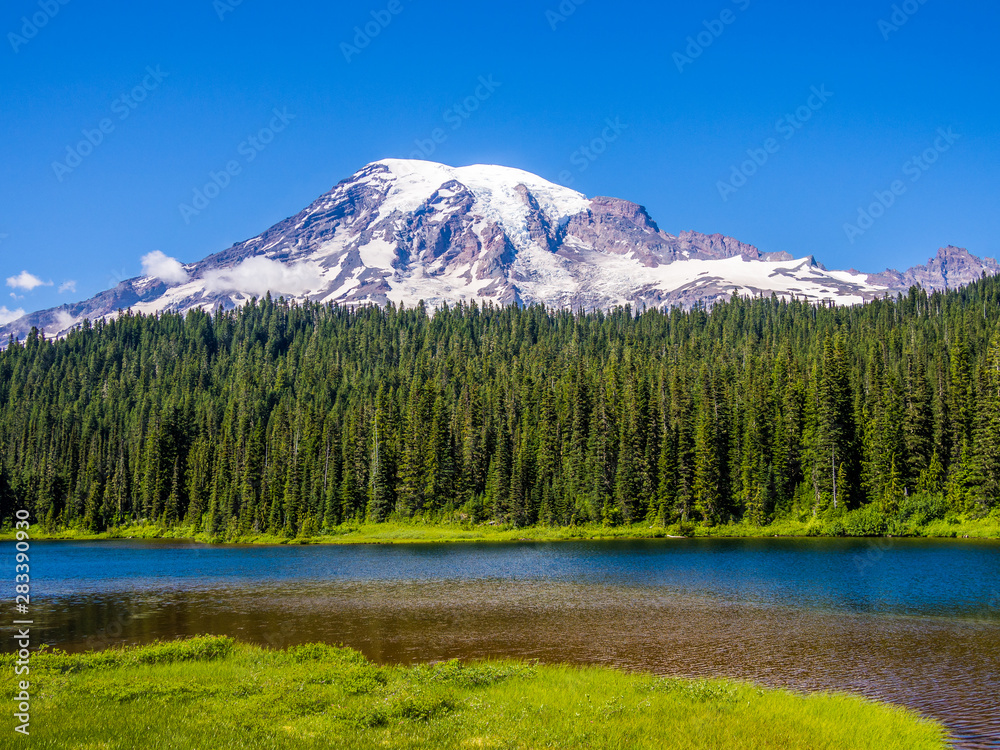 Gorgeous Mount Rainier with lake on the foreground