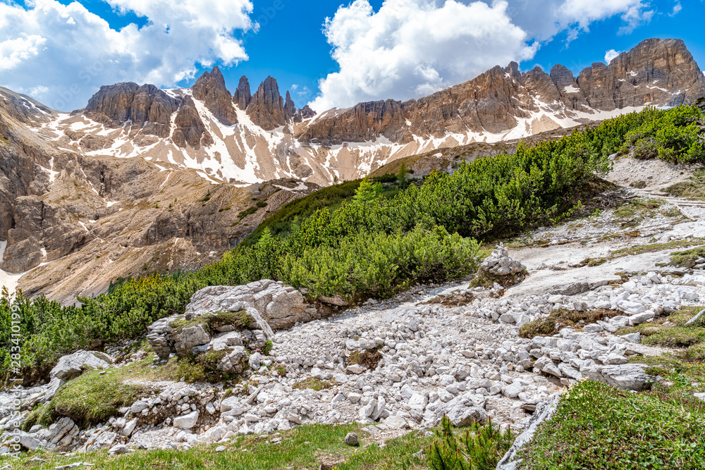 Landschaft in den Sextener Dolomiten in Südtirol