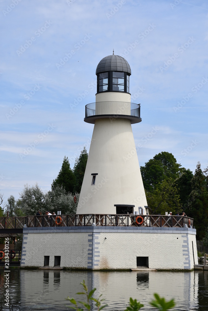 le phare blanc