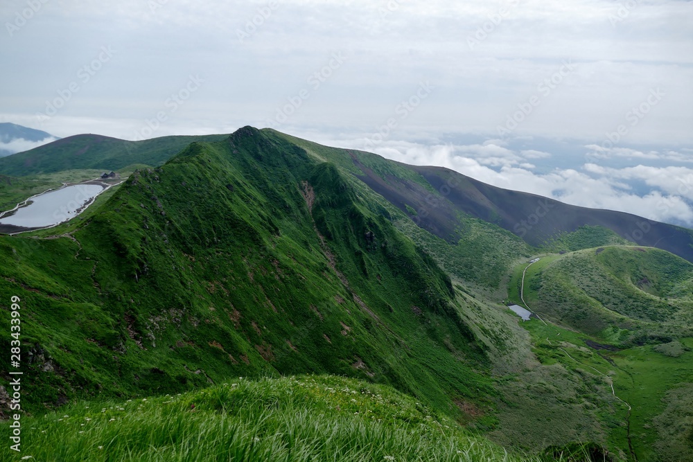 Naklejka premium 《秋田駒ヶ岳の登山》秋田県仙北市