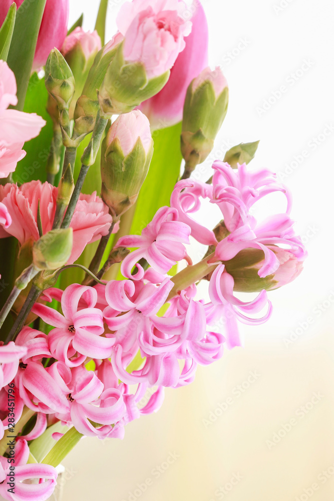 Obraz premium Beautiful bouquet of spring flowers.